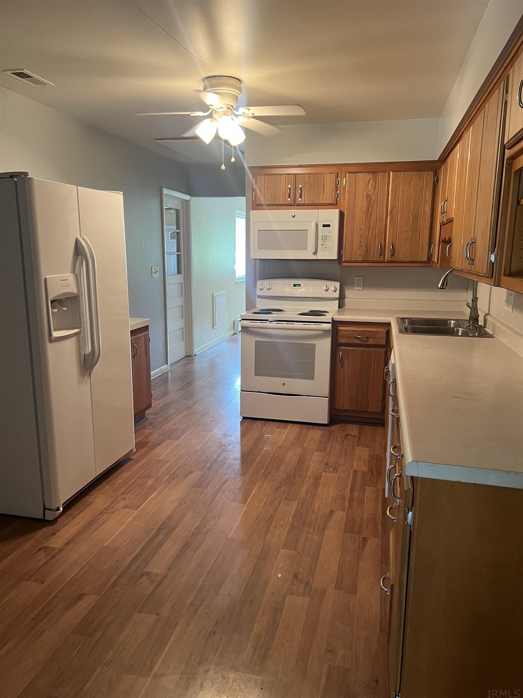 1018 Reed Road Fort Wayne, IN 46815 - Photo 6 of 19