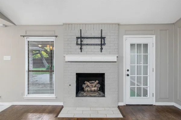 $3,100 | 2017 Iron Horse Court, Arlington, TX 76017