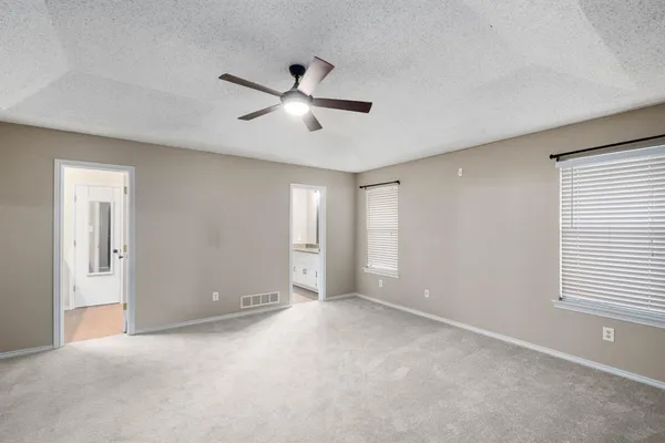 $3,100 | 2017 Iron Horse Court, Arlington, TX 76017