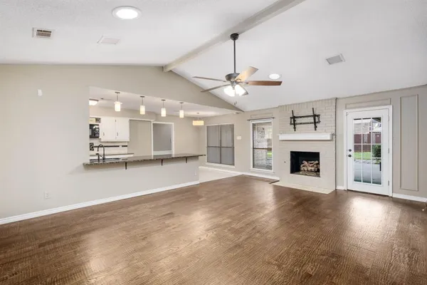 $3,100 | 2017 Iron Horse Court, Arlington, TX 76017