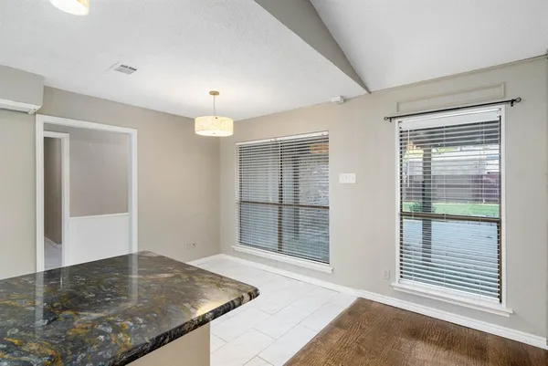 $3,100 | 2017 Iron Horse Court, Arlington, TX 76017