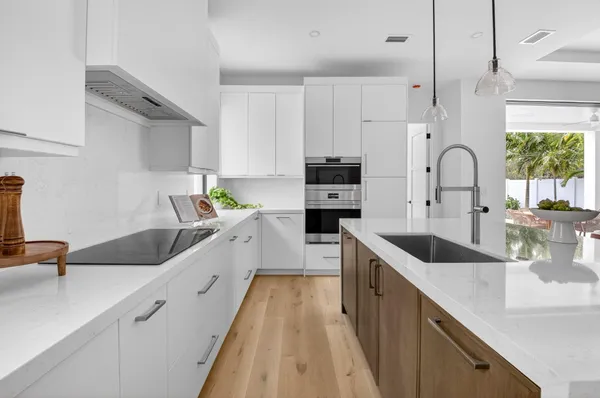 $2,399,000 | 238 Northeast 12th Street, Delray Beach, FL 33444