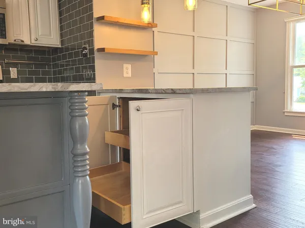 $4,000 | 2600 Seskey Glen Court, Herndon, VA 20171