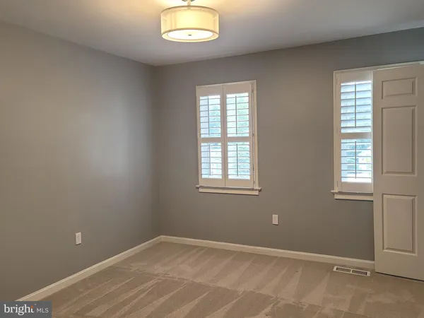 $4,000 | 2600 Seskey Glen Court, Herndon, VA 20171