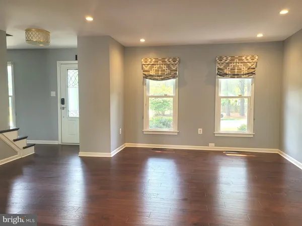 $4,000 | 2600 Seskey Glen Court, Herndon, VA 20171