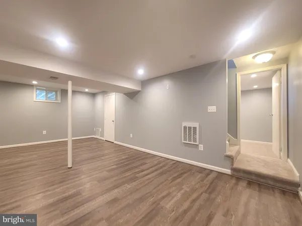 $4,000 | 2600 Seskey Glen Court, Herndon, VA 20171