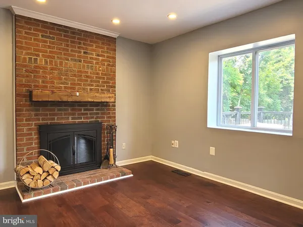 $4,000 | 2600 Seskey Glen Court, Herndon, VA 20171