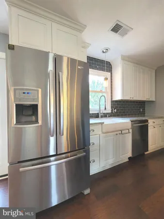 $4,000 | 2600 Seskey Glen Court, Herndon, VA 20171