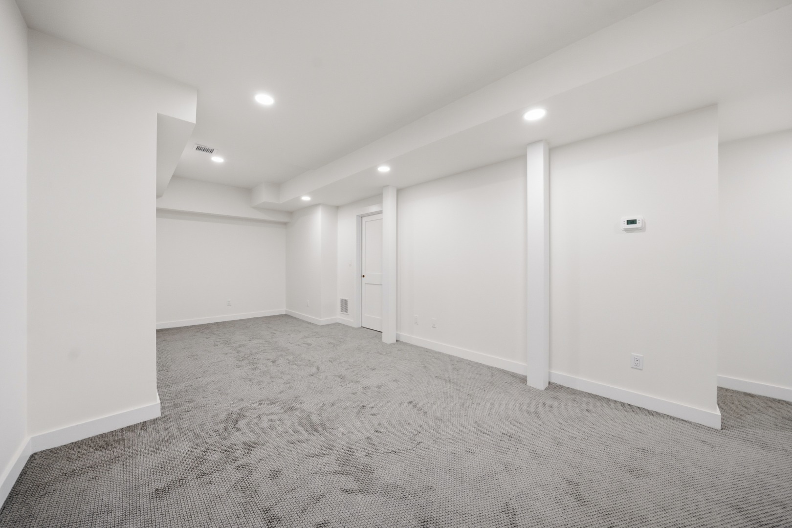 38 Hooper Farm Road Nantucket, MA 02554 - Photo 17 of 19 a view of an empty room