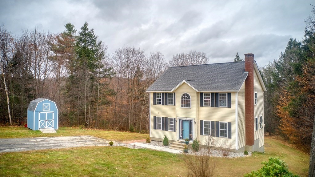 49 Jalen Road New Ipswich, NH 03071 - Photo 3 of 32