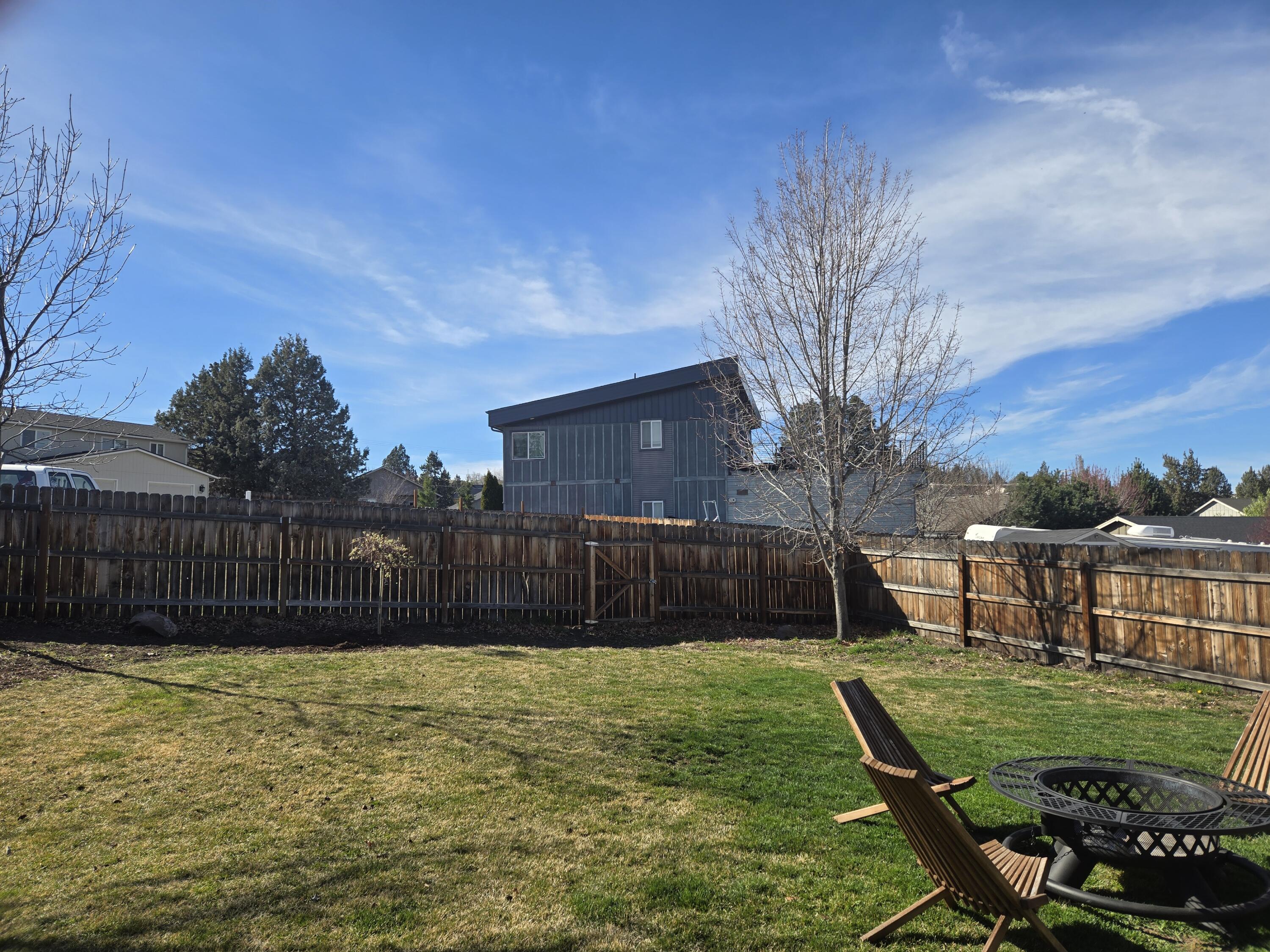 2845 Southwest 31st Street Redmond, OR 97756 - Photo 5 of 33 View of Back Fence