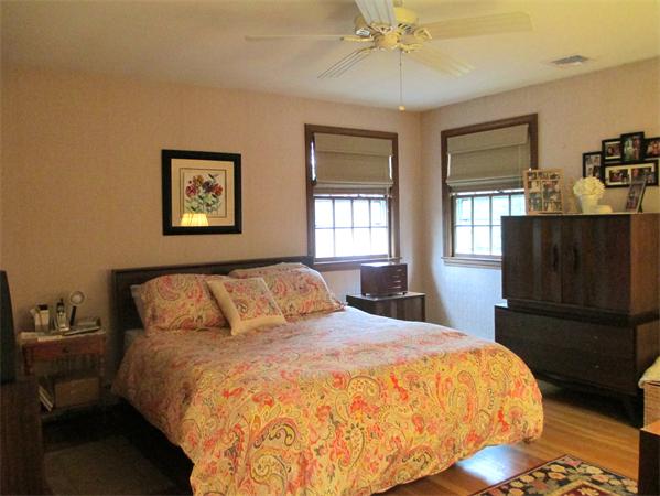 10 Keith Road Reading, MA 01867 - Photo 7 of 18 Gallery Image 7