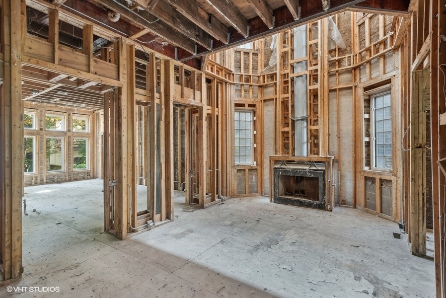 1823 North Lincoln Park West Chicago, IL 60614 - Photo 7 of 16