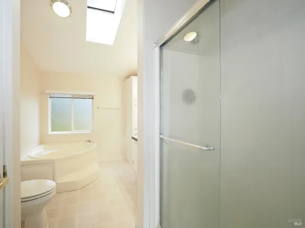 $925,000 | 115-117 School House Lane, Geyserville, CA 95441
