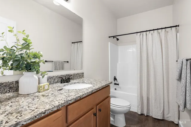 $460,000 | 5685 West Song Sparrow Street, Boise, ID 83714