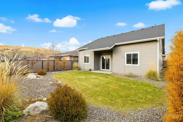 $460,000 | 5685 West Song Sparrow Street, Boise, ID 83714