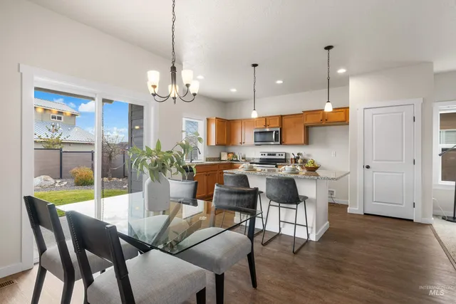 $460,000 | 5685 West Song Sparrow Street, Boise, ID 83714