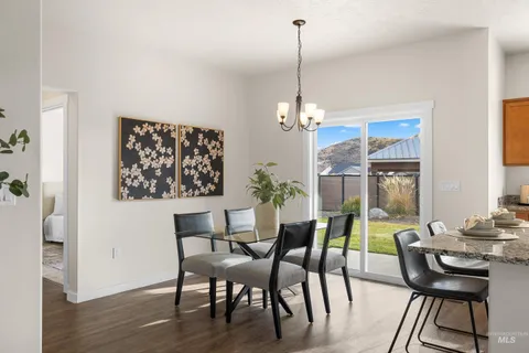 $460,000 | 5685 West Song Sparrow Street, Boise, ID 83714