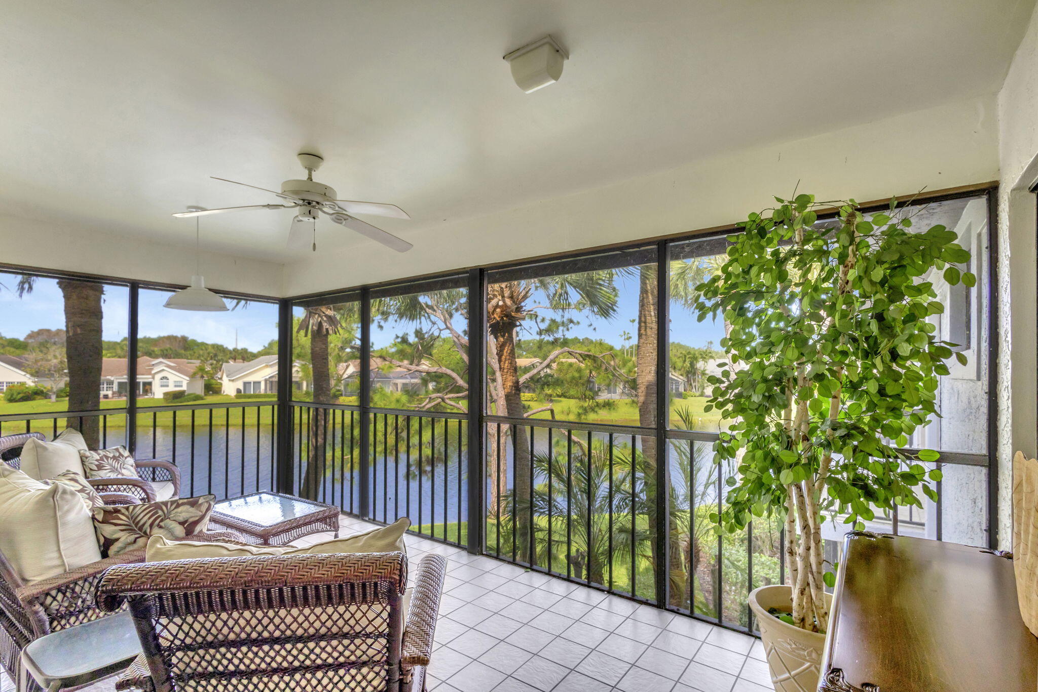 16551 Traders Crossing South, Unit 243 Jupiter, FL 33477 - Photo 18 of 37 45-web-or-mls-5D1A3289