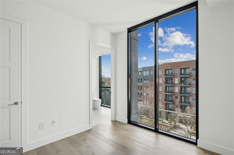2425 Peachtree Road, Unit 510 Atlanta, GA 30305 - Photo 6 of 38 Gallery Image 6