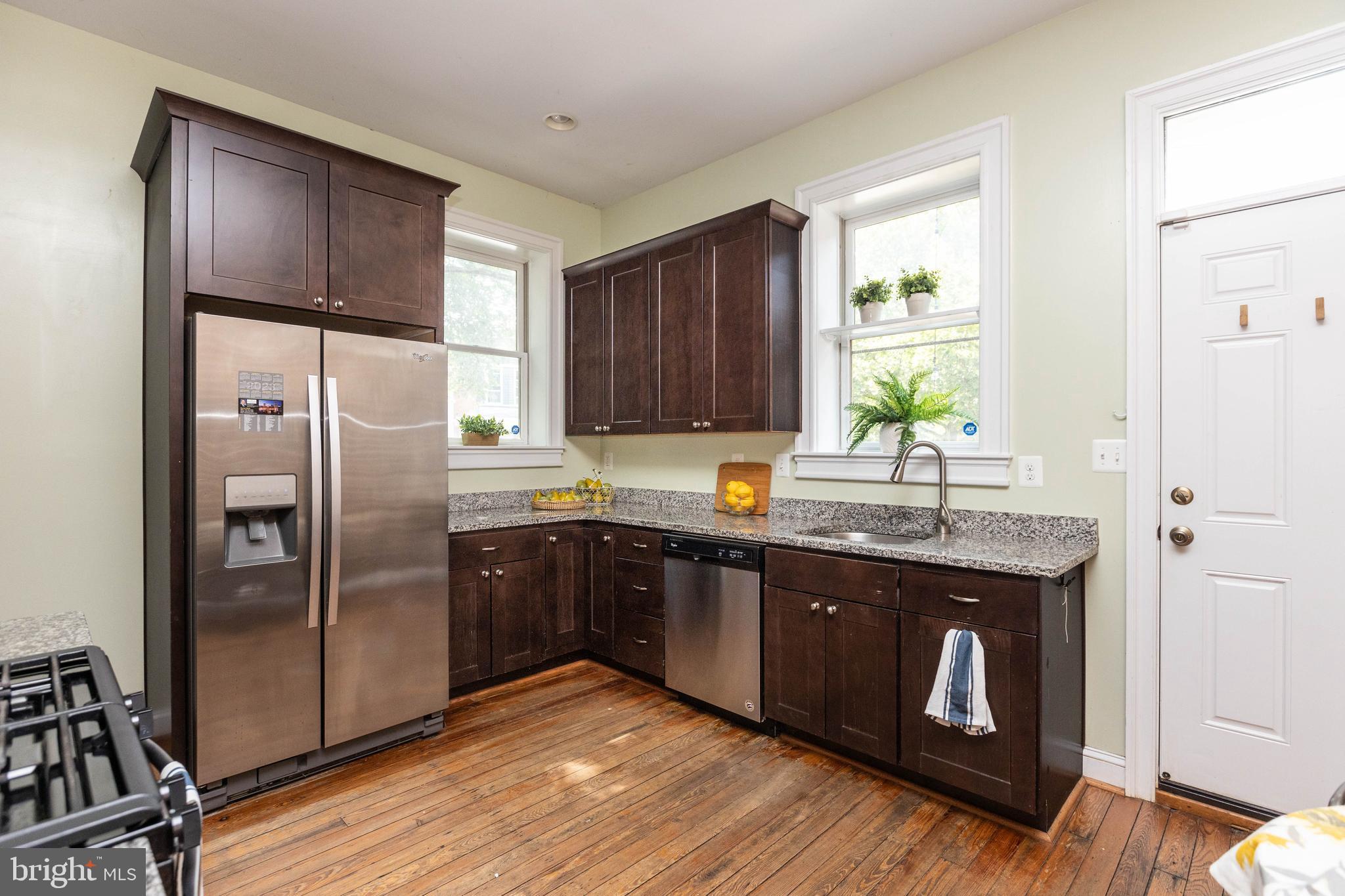 237 East 25th Street Baltimore, MD 21218 - Photo 11 of 41 Kitchen