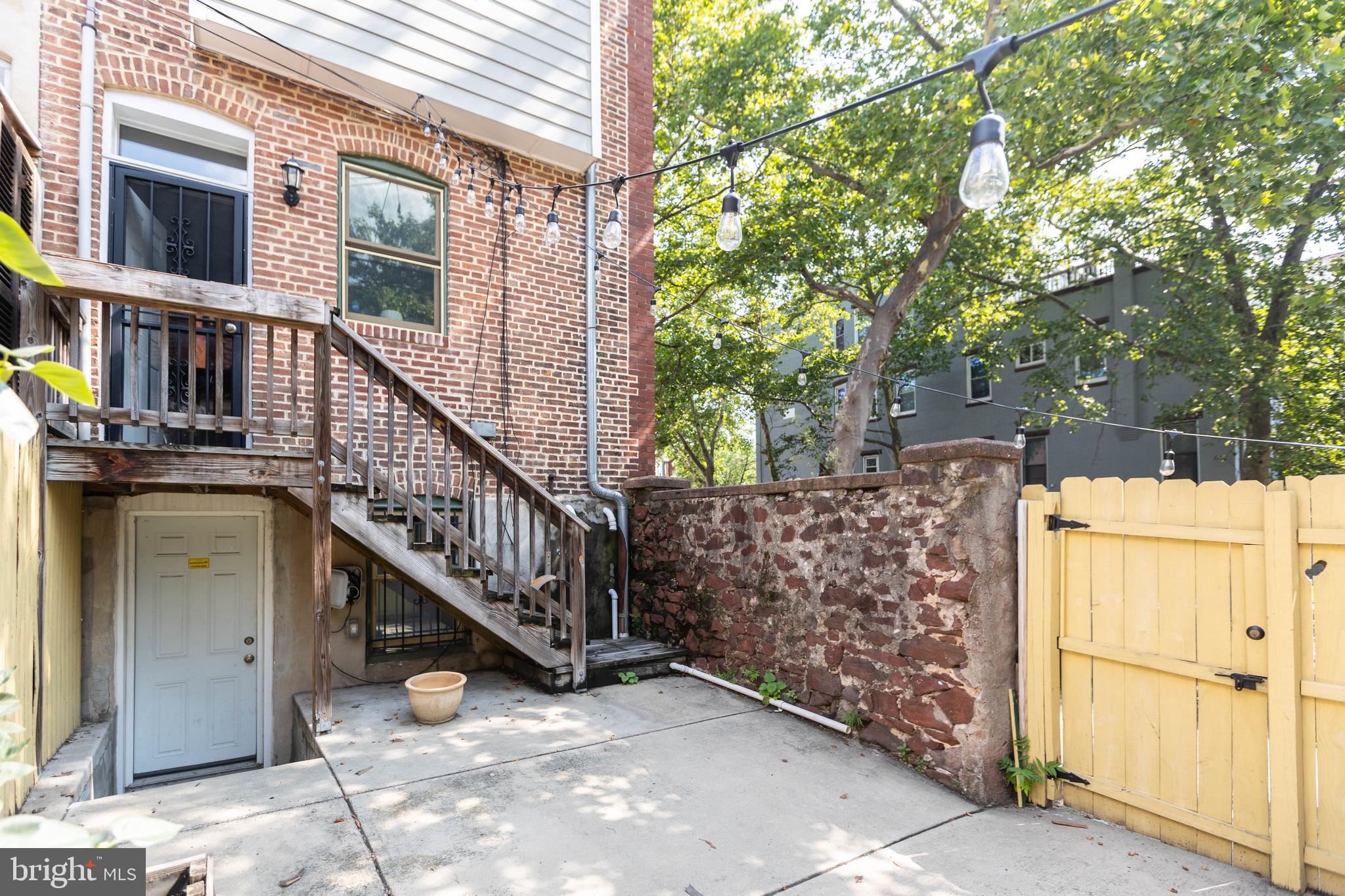 237 East 25th Street Baltimore, MD 21218 - Photo 36 of 41 Rear patio