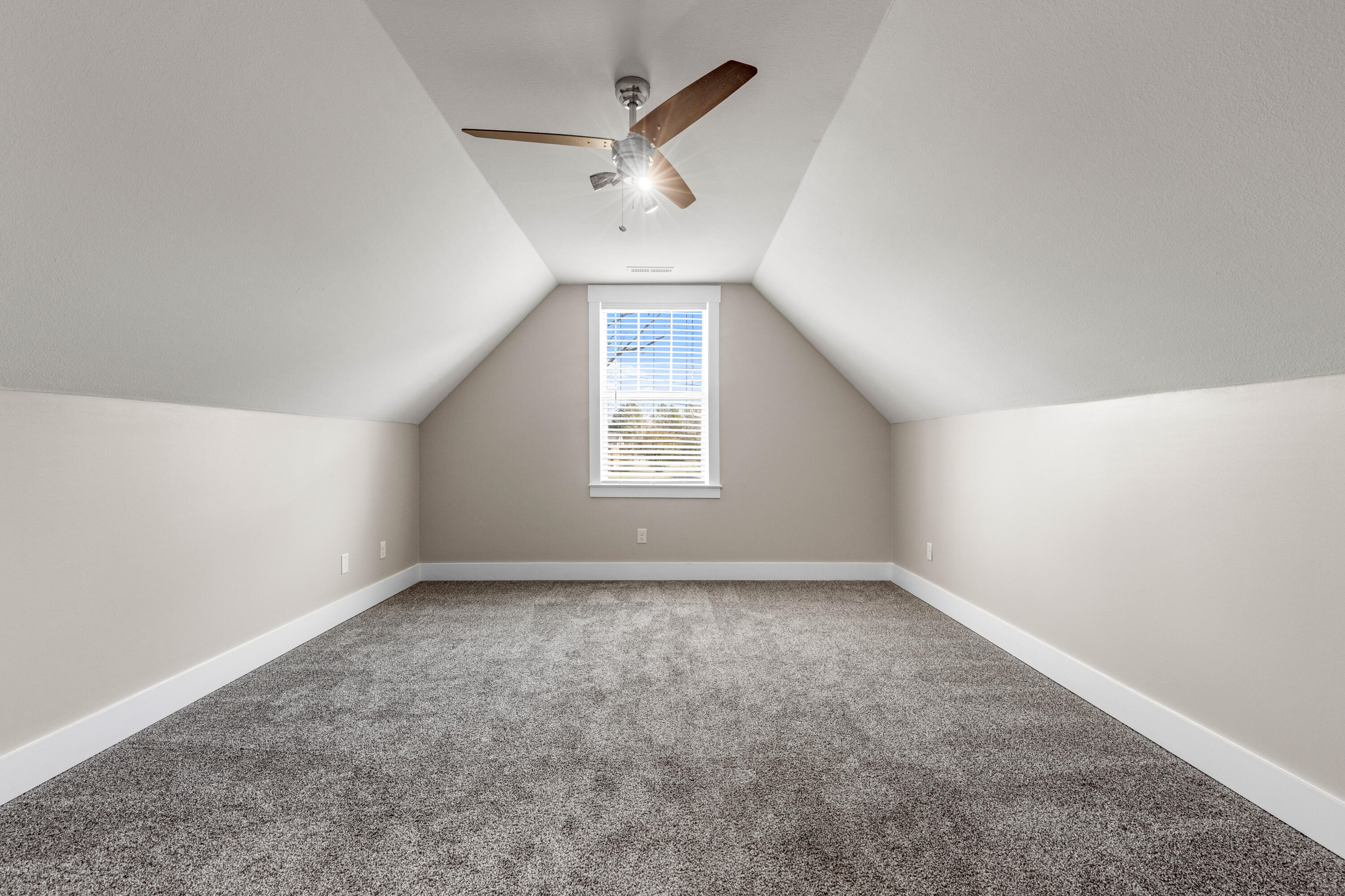 1882 Crabtree Road Hixson, TN 37343 - Photo 34 of 57 Crabtree-25