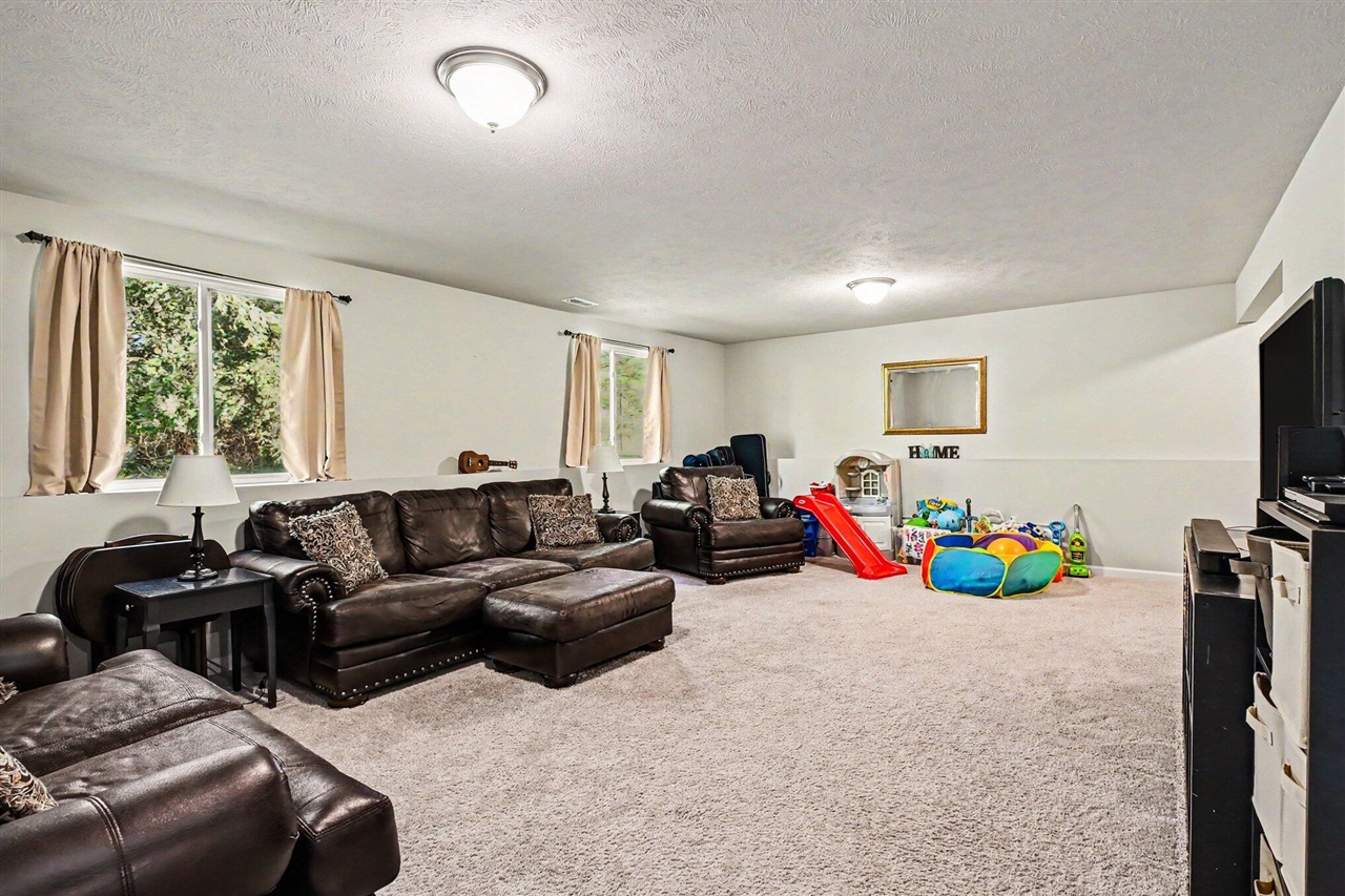 10291 Oakbrook Road Bridgman, MI 49106 - Photo 15 of 28