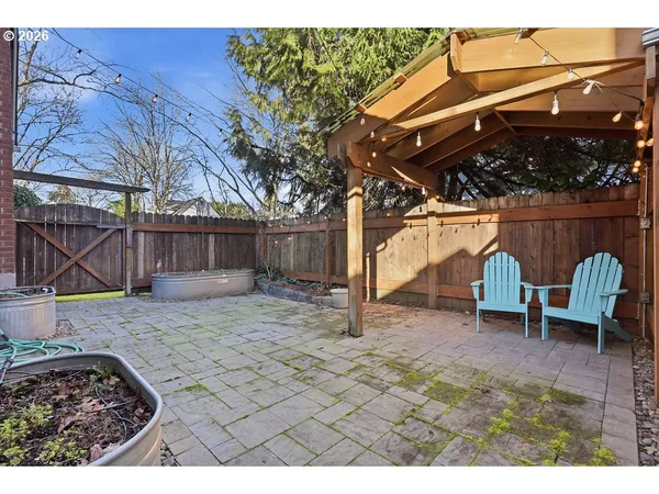 $400,000 | 996 West 8th Avenue, Eugene, OR 97402