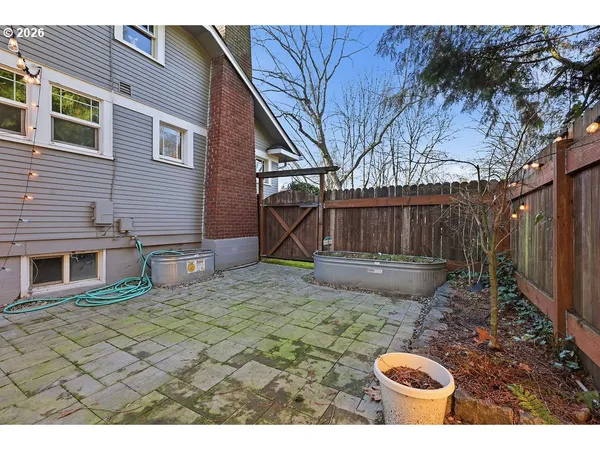 $400,000 | 996 West 8th Avenue, Eugene, OR 97402