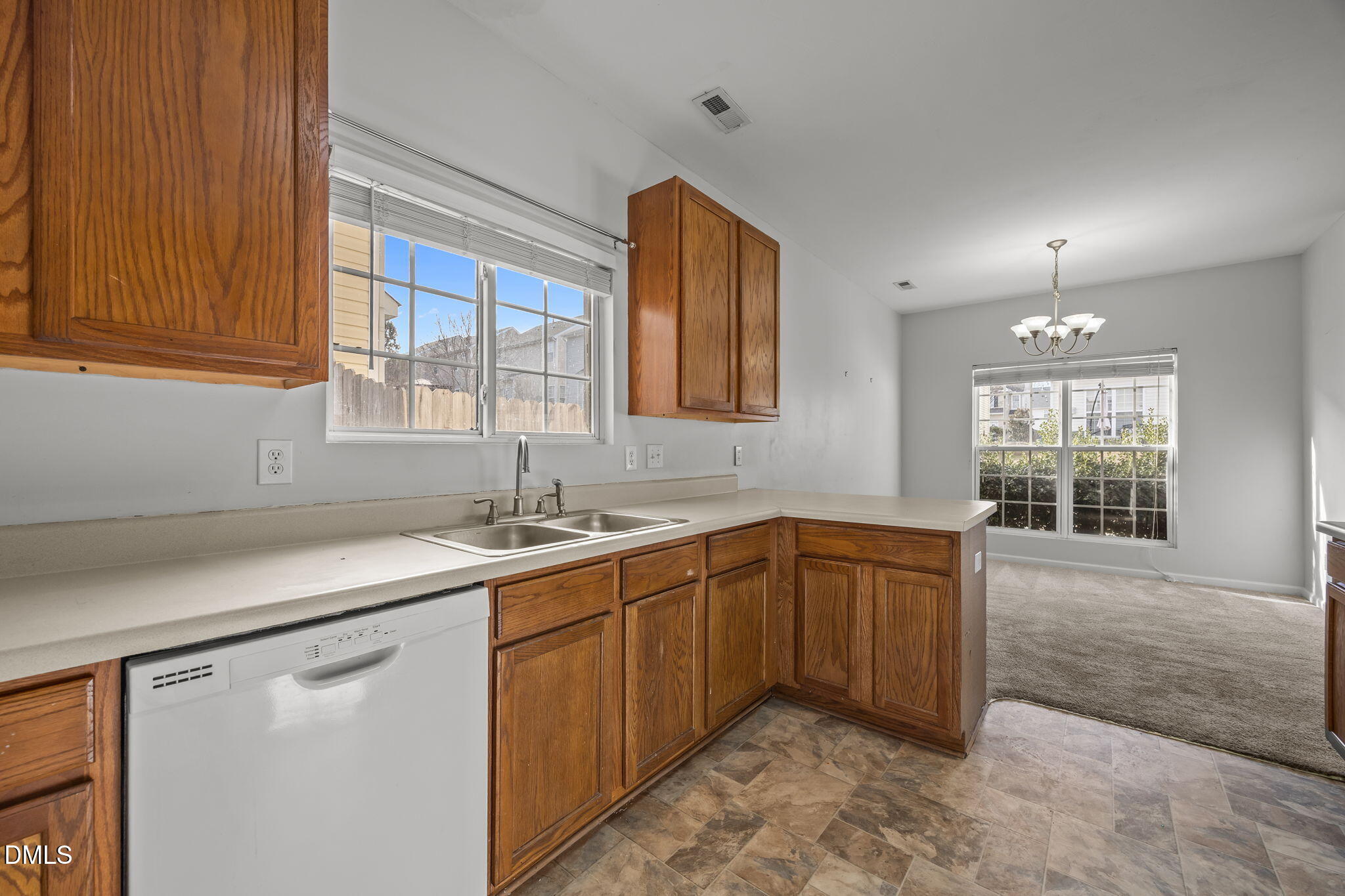 4465 Cardinal Grove Boulevard Raleigh, NC 27616 - Photo 16 of 28 19-web-or-mls-IMG_1305