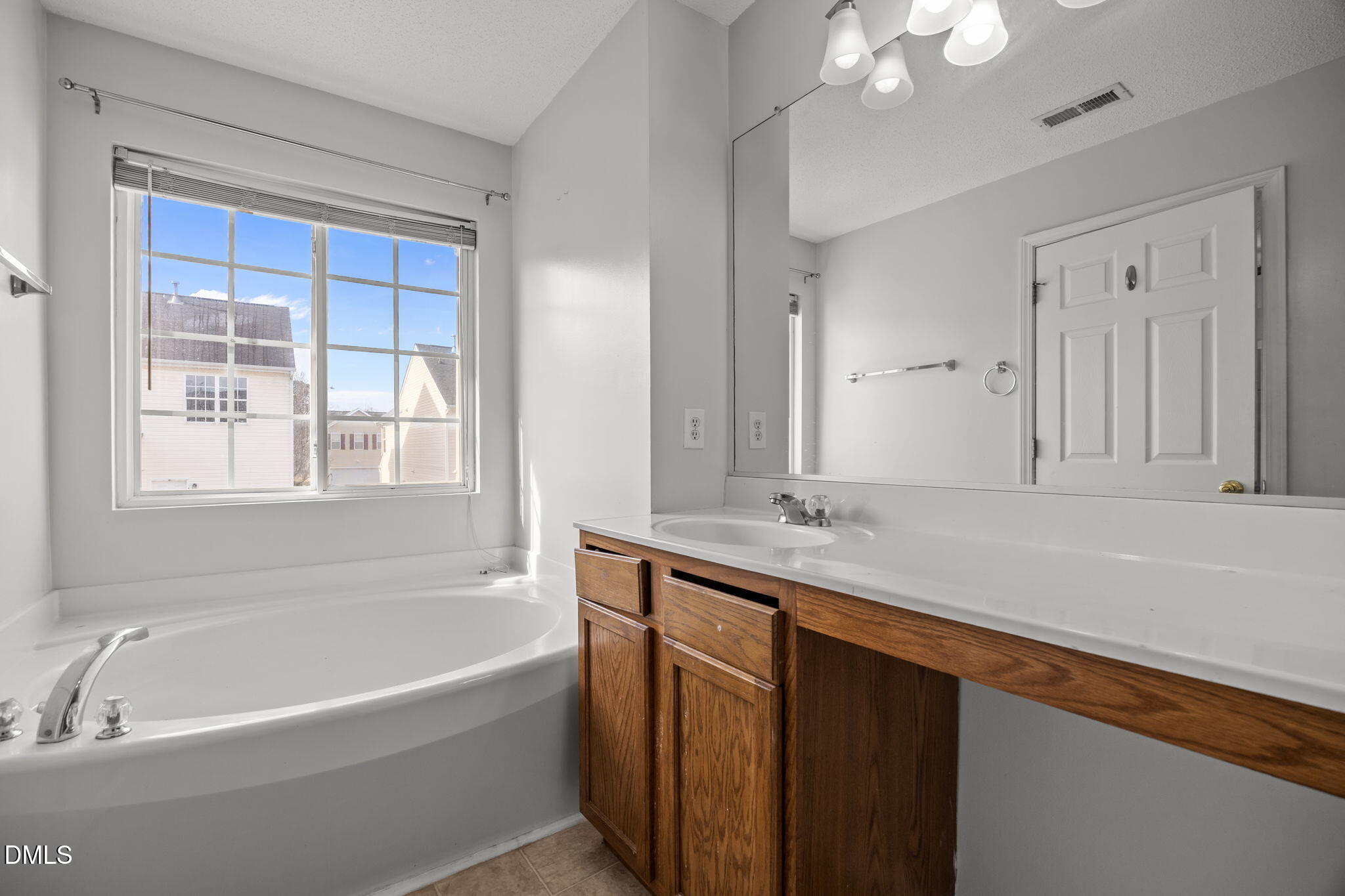 4465 Cardinal Grove Boulevard Raleigh, NC 27616 - Photo 21 of 28 24-web-or-mls-IMG_1320