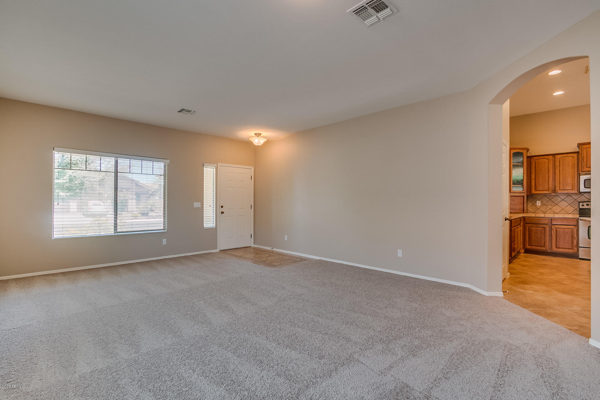 44065 Stonecreek Road Maricopa, AZ 85139 - Photo 3 of 20 Stonecreek-07