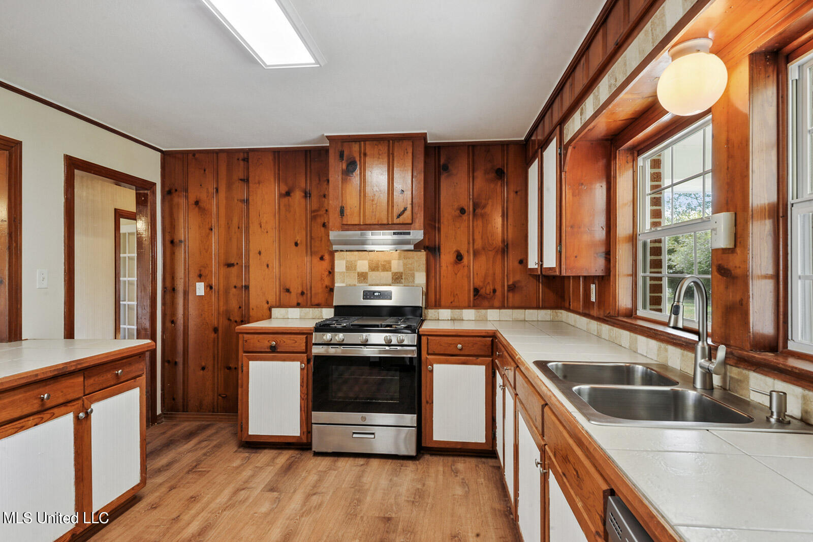 262 Reinike Road Long Beach, MS 39560 - Photo 11 of 25 011_1600x1067_mls (27)