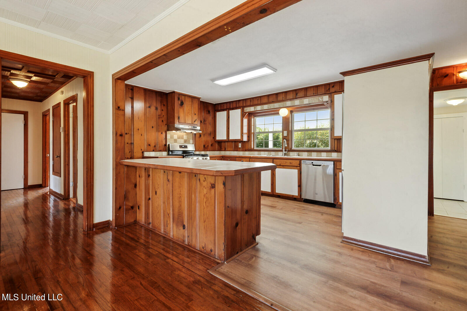262 Reinike Road Long Beach, MS 39560 - Photo 9 of 25 009_1600x1067_mls (27)
