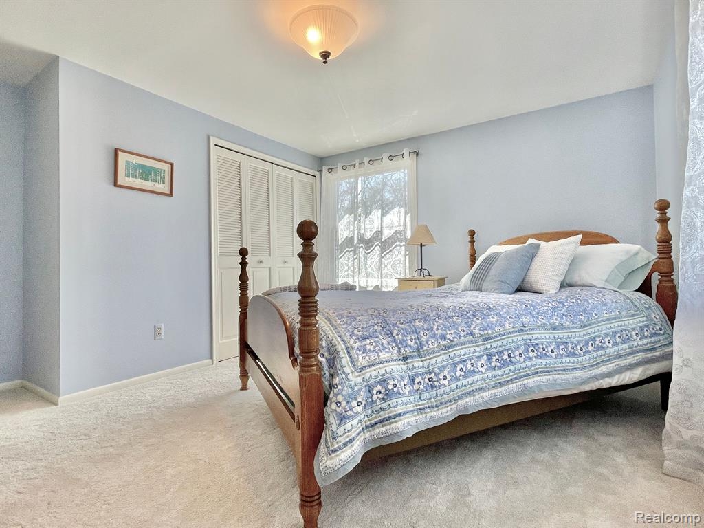 174 Aintree Road Rochester, MI 48306 - Photo 24 of 50
