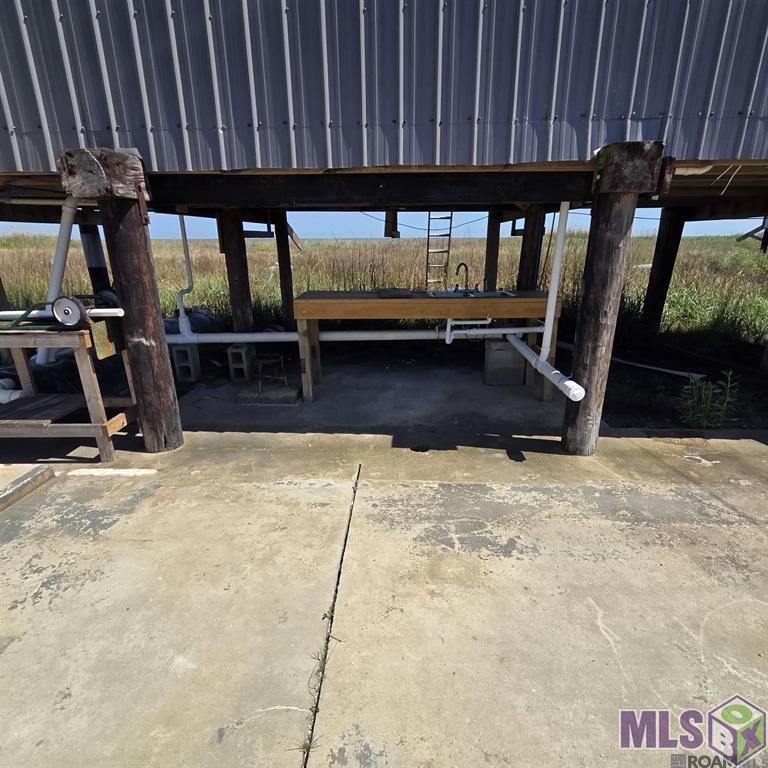 2443 South Madison Road Montegut, LA 70377 - Photo 2 of 15