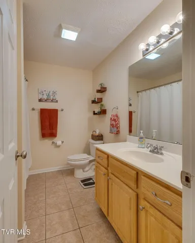 $225,000 | 516 Plymouth Road, Unit D, Johnson City, TN 37601