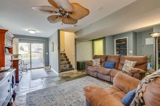 $225,000 | 516 Plymouth Road, Unit D, Johnson City, TN 37601