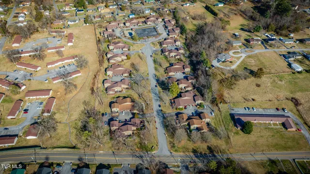 $225,000 | 516 Plymouth Road, Unit D, Johnson City, TN 37601