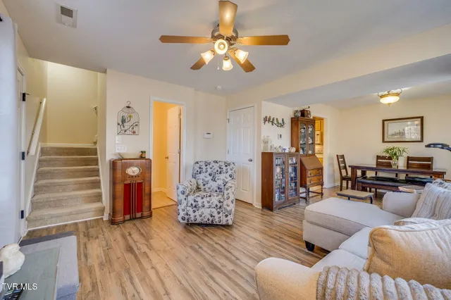 $225,000 | 516 Plymouth Road, Unit D, Johnson City, TN 37601