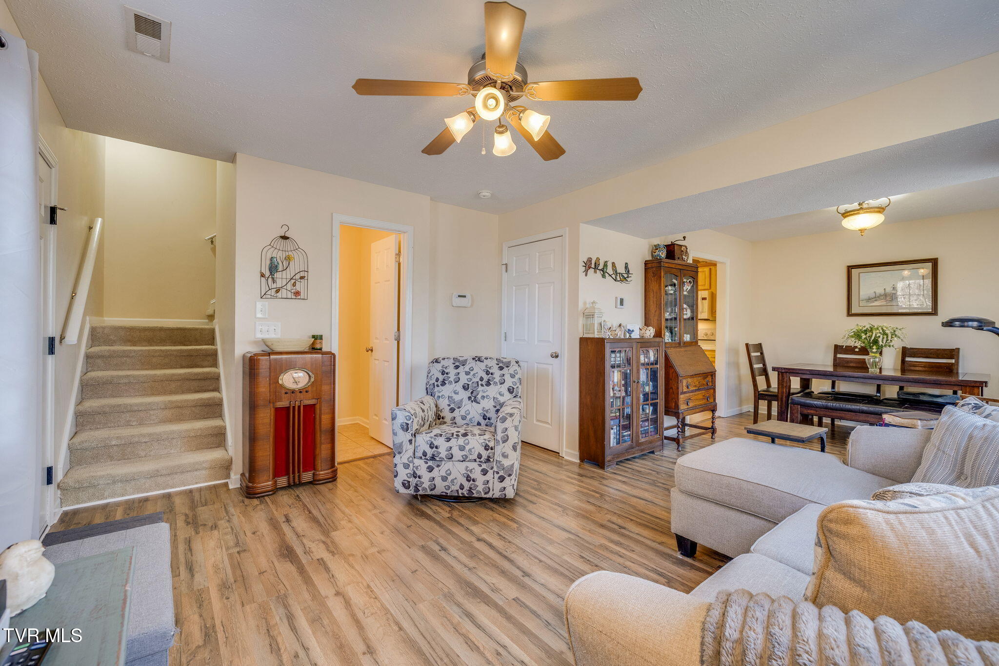 516 Plymouth Road, Unit D Johnson City, TN 37601 - Photo 8 of 41 006