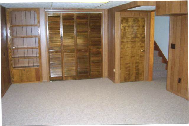 30 Lincoln Road Canton, IL 61520 - Photo 6 of 8 Gallery Image 6