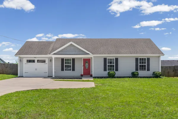 $270,000 | 949 Hugh Hunter Road, Oak Grove, KY 42262
