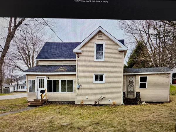$138,000 | 8 Western Avenue, East Millinocket, ME 04430