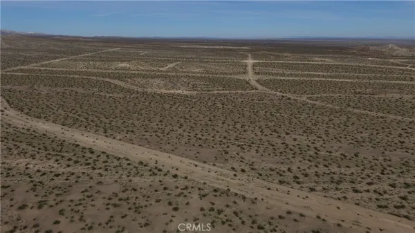 a view of a room with an empty space