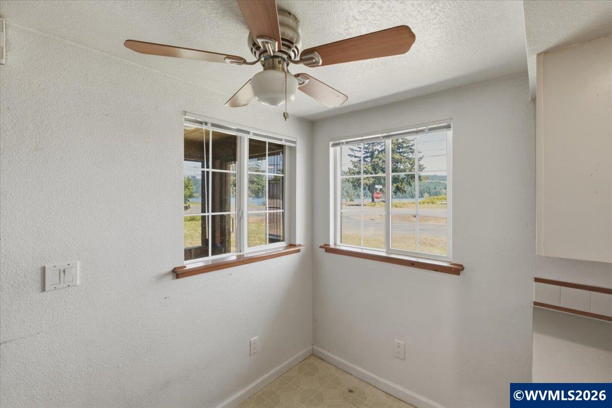 1290 Riggs Hill Road Sweet Home, OR 97345 - Photo 13 of 43