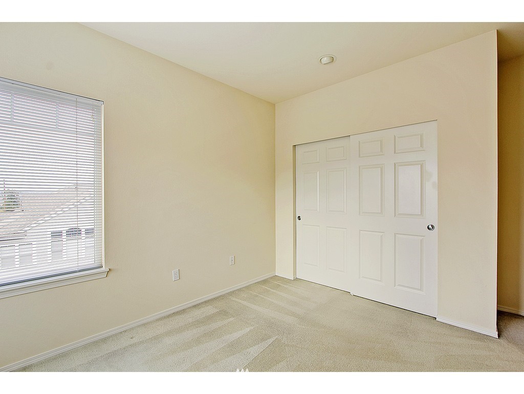 502 South 47th Street Renton, WA 98055 - Photo 13 of 15