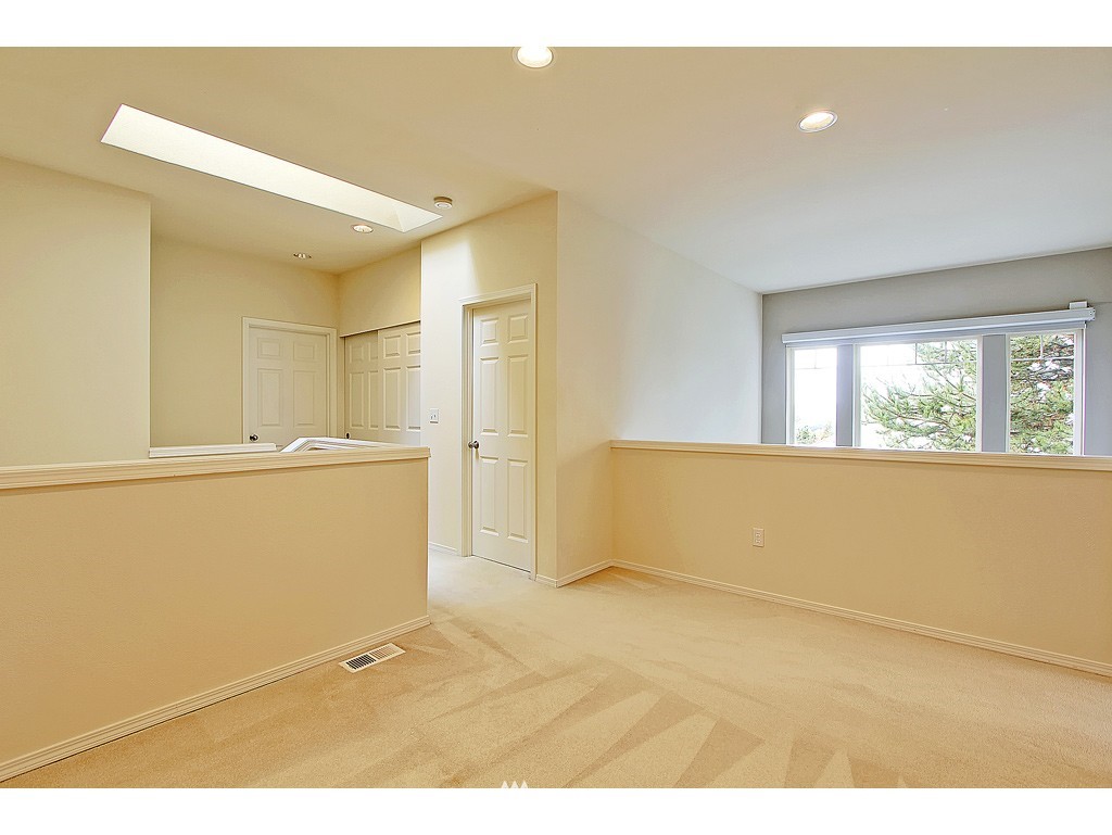 502 South 47th Street Renton, WA 98055 - Photo 8 of 15