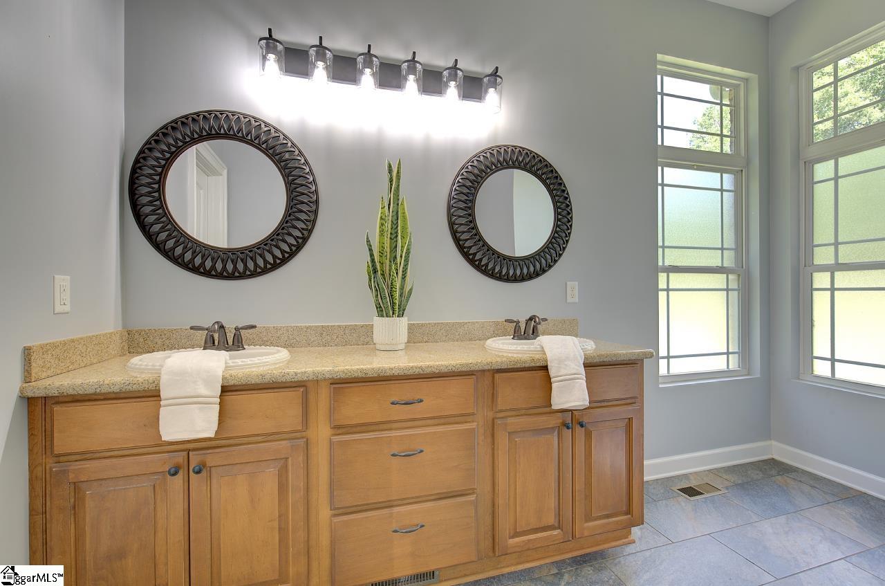 300 Hunt Road Easley, SC 29642 - Photo 17 of 36